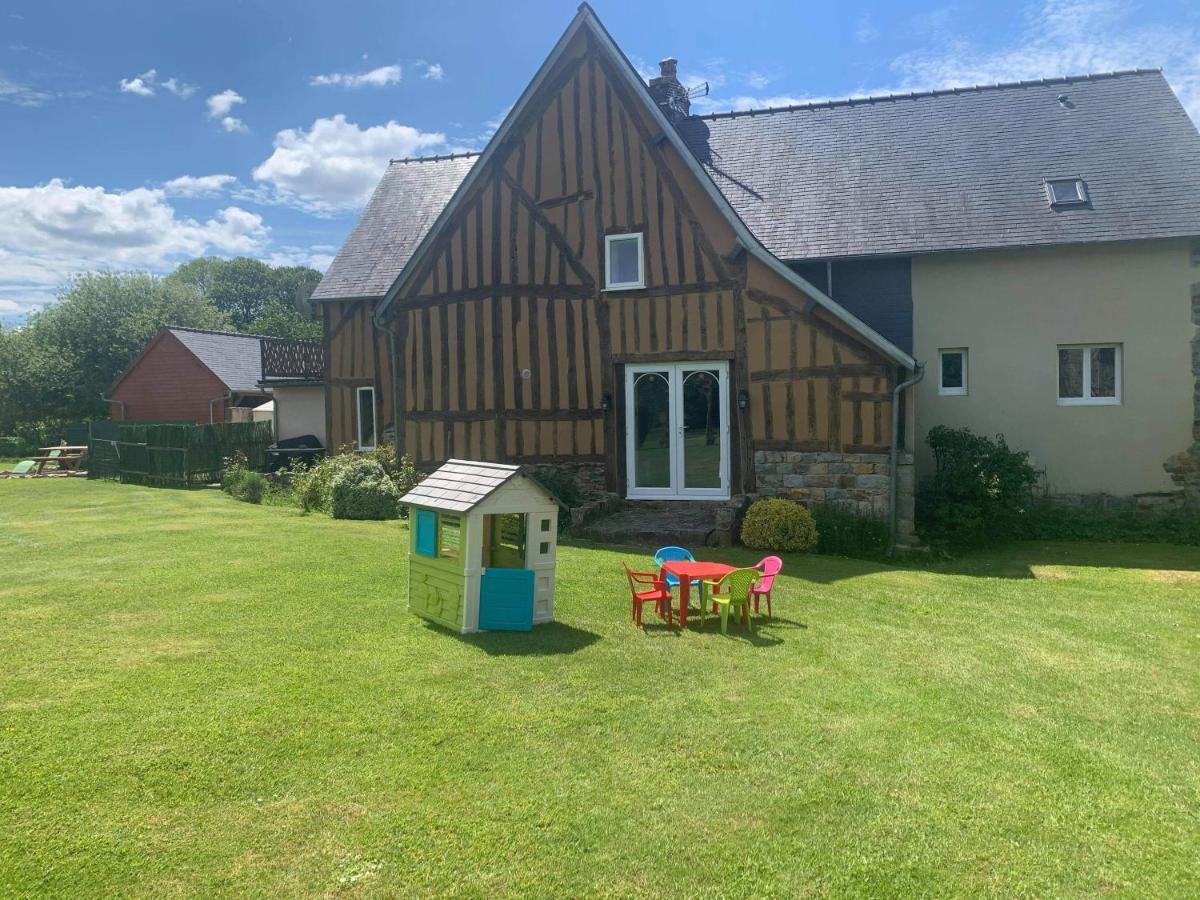 Maison La Touchardiere Barenton Eksteriør billede